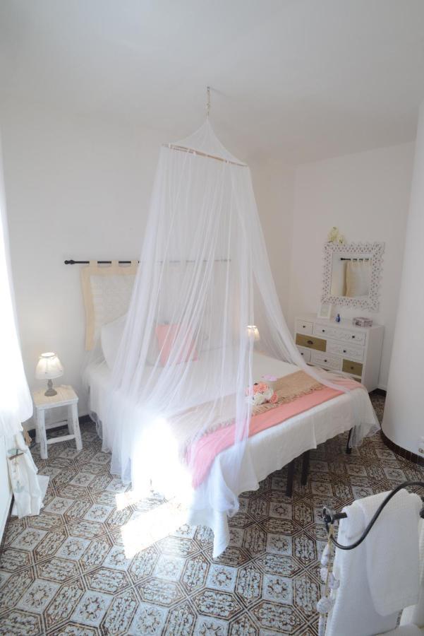Appartamento Old Town Secret Garden Alghero Esterno foto